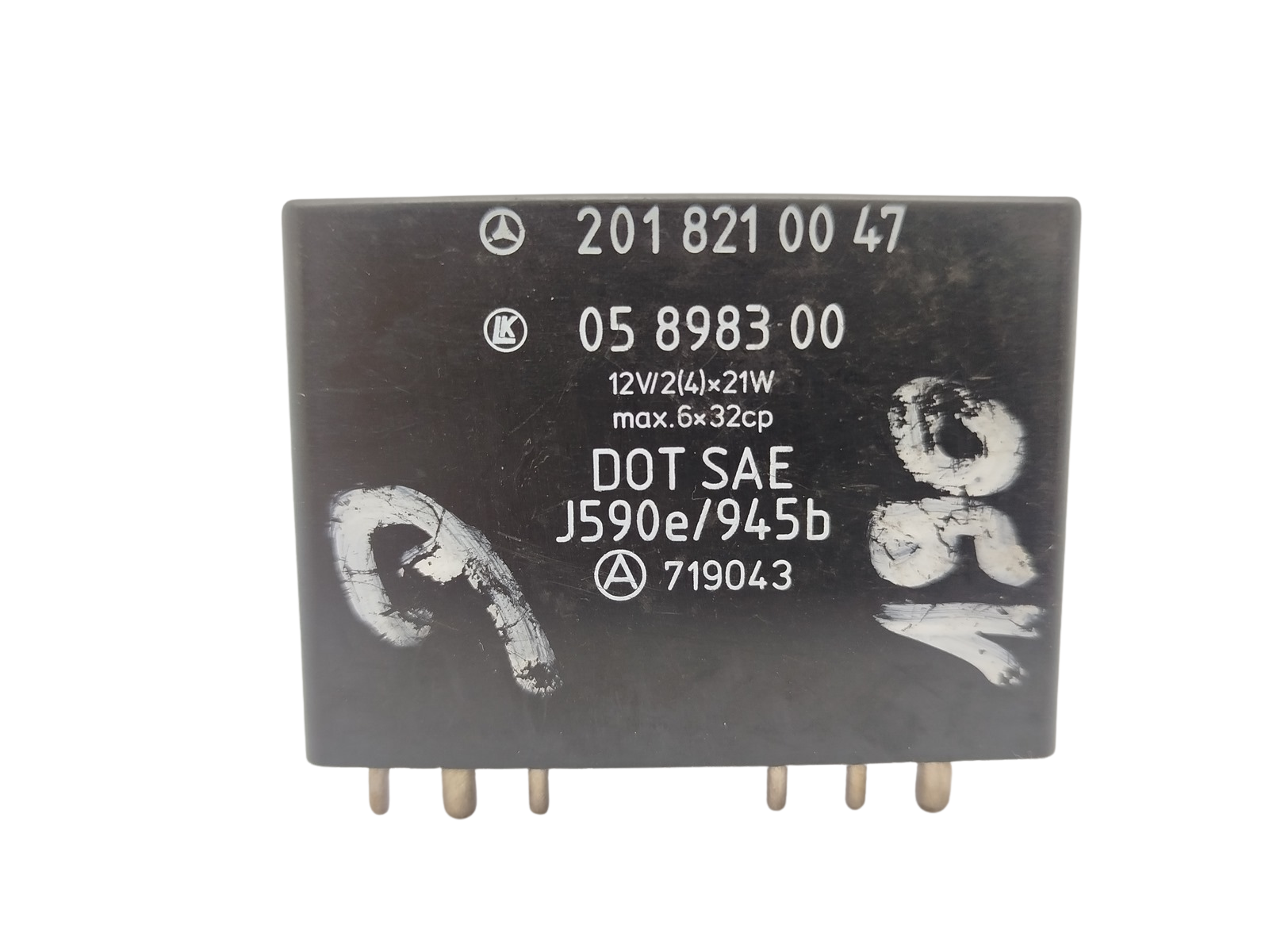 Relais Mercedes-Benz 2018210047 05898300