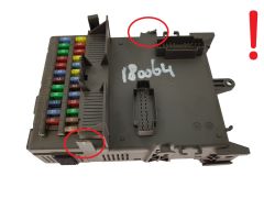 Sicherungskasten Relaiskasten 518837117 8200447438A Renault