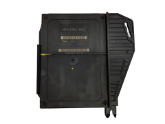 Steuergerät Mercedes 2108203826 335626 Temic 22190