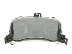 Tacho Kombiinstrument Fiat Punto 46833368 503000460300 25569