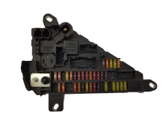 Sicherungskasten Relaiskasten 9138830-01 518956057 BMW 19027