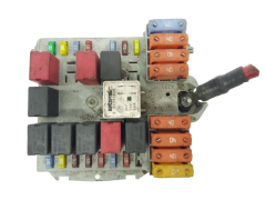 Sicherungskasten Relaiskasten Fiat 51738102
