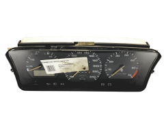 Tacho Kombiinstrument VW Passat 3B 357919033C 6160463001 47467