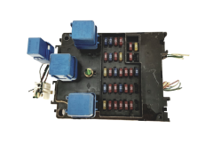 Sicherungskasten Relaiskasten 0729001 1F5 Nissan