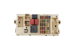 Sicherungskasten Relaiskasten Fiat 46758961 39216