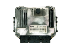 Steuergerät 0281011275 8200305678 8200269879 Renault Bosch 31169