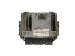 Steuergerät Renault 0281011390 8200310863 8200349846 Bosch 36237