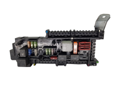 Sicherungskasten Relaiskasten 168298 0-1670658-1 Mercedes Tyco 18977