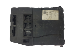 Steuergerät UCH X84 N2 8200309690 S118400220D Renault Siemens 1980