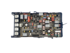 Sicherungskasten Relaiskasten Jeep 68235118AD