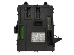 Steuergerät Renault 284B17439R A2C9987670100 Continental