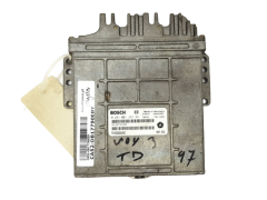 Steuergerät P04686660AD 0281001333 Chrysler Bosch