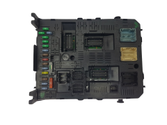 Steuergerät BSI 2004 H01-01 9664968980 PSA Johnson Controls 1978