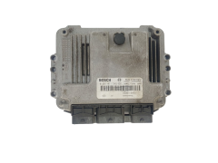 Steuergerät 0281011549 8200310863 8200370779 Renault Bosch 45899