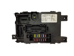 Sicherungskasten Relaiskasten Fiat 00517817580 28050016 Delphi 18872
