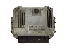 Steuergerät 0281012589 8200527725 8200527756 Renault Bosch 14476