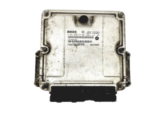 Steuergerät P04727664AE 0281010814 Chrysler Bosch 17824
