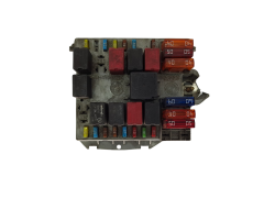 Sicherungskasten Relaiskasten Alfa Romeo 51742420 18852