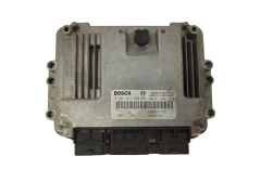 Steuergerät 0281012589 8200527725 8200527756 Renault Bosch 16152