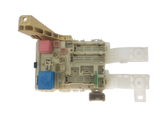Sicherungskasten Relaiskasten Toyota 82730-52700 19128