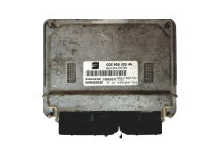 Steuergerät 03E906033AA 5WP44225 02 Seat Siemens 19471