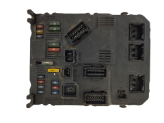 Steuergerät BSI F01-00 S118085300F 9646775080 PSA Siemens 1473