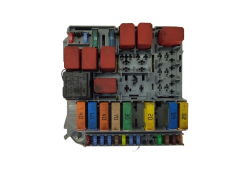 Sicherungskasten Relaiskasten Fiat 51781452 19508