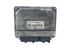 Steuergerät 03E906023B 5WP40412 04 VW SKODA Siemens 50756