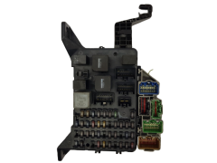 Sicherungskasten Relaiskasten Ford 4S7T-14A073-AA