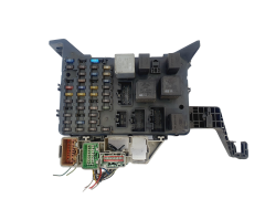 Sicherungskasten Relaiskasten Ford 1S7T-14A073-AE 35131
