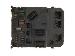 Steuergerät BSI E02-00 9650584680 S118085220B PSA Siemens 1296