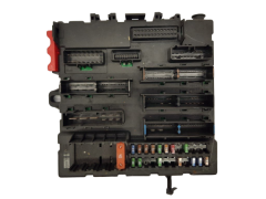 Sicherungskasten Relaiskasten Saab 12804331 519070106 GM 19761