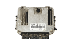 Steuergerät 0281012770 8200527713 8200631577 Renault Bosch 24507
