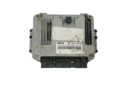 Steuergerät 0281012589 8200527725 8200527756 Renault Bosch 38279