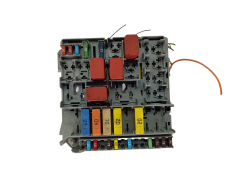 Sicherungskasten Relaiskasten Fiat 51781452 19026