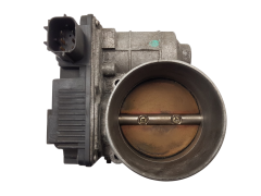 Drosselklappe Nissan RME70-04 SERA 576-01 Hitachi 3.5 V6