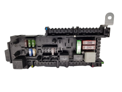 Sicherungskasten Relaiskasten 168298 0-1670658-1 Mercedes Tyco 20472