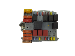 Sicherungskasten Relaiskasten Alfa Romeo 50504455 57657