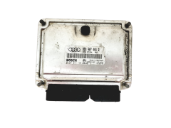 Motorsteuerung 8E0907401Q 0281011135 Audi Bosch 29551