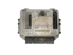 Steuergerät 0281011276 8200305678 8200304606 Renault Bosch 38781