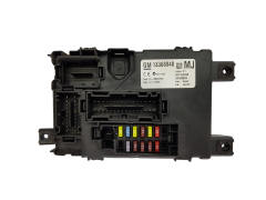Sicherungskasten Relaiskasten 13308948 401154265 28189303 Opel GM