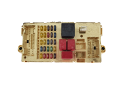 Sicherungskasten Relaiskasten Fiat 51755127 NPL 51759305 Magneti Marelli 20337