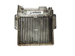 Steuergerät 7700105560 7700103915 7700107197 Renault Magneti Marelli 19717