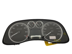 Tacho Kombiinstrument Peugeot 307 9655476380 G 00 21768
