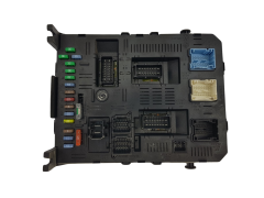 Steuergerät BSI 2004 H05 9661940480 PSA Johnson Controls 1686