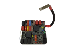 Sicherungskasten Relaiskasten Fiat 51827977 Delphi 20713