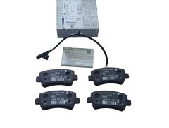 Klocki Hamulcowe Tył Oryginał 95530604 440603321R Renault Opel