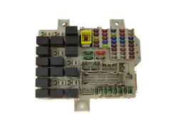 Sicherungskasten Relaiskasten MN108319 Mitsubishi