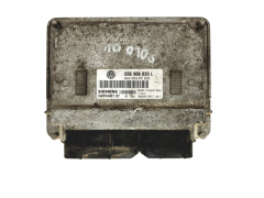 Steuergerät 03E906033L 5WP44301 07 VW Siemens 19095