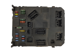 Steuergerät BSI F02-00 9653667380 S118085200L PSA Siemens 1471